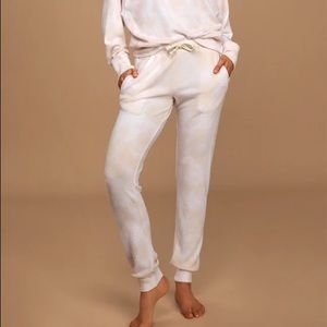 Aerie White & Tan Lounge Pant Joggers